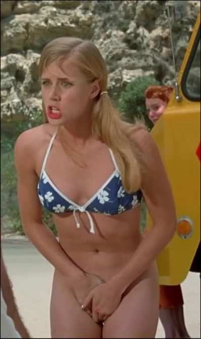 Amy Adams Incredibly Sexy Tummy in Psycho Beach Party