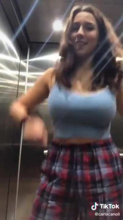 😂