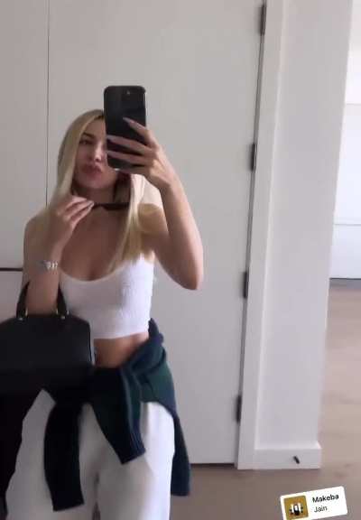 Ava