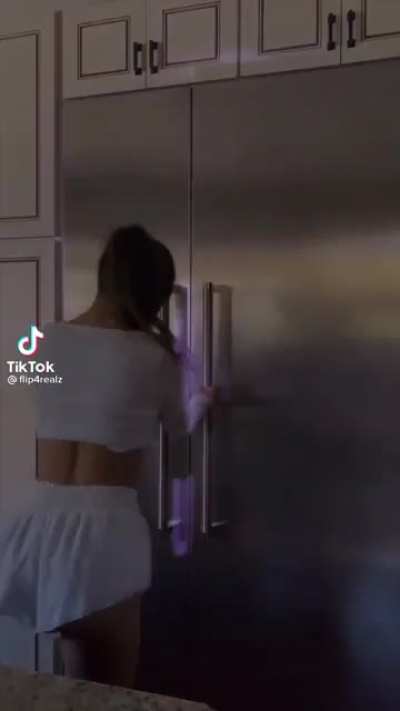 Dyaam!!!!