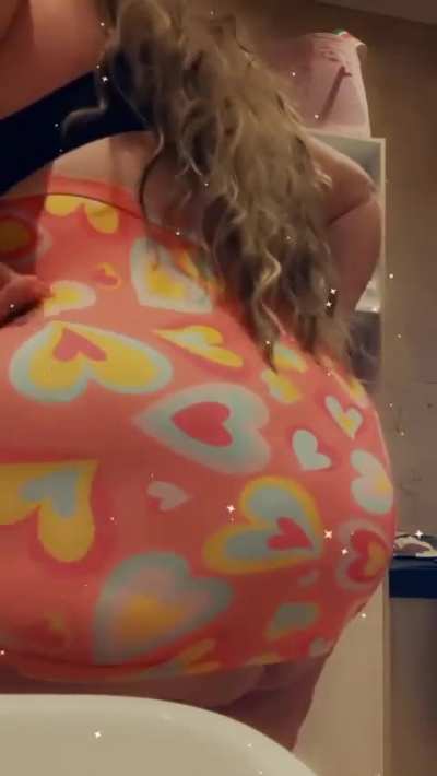 515 lbs mostly in my ass apparently 🤷&zwj;♀️ 🍑