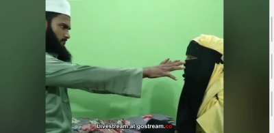 A rare footage of a muslim exorcist in his natural habitat.
