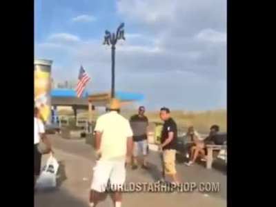 Don&rsquo;t mess with the Hot Dog Man