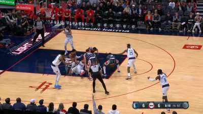 [Highlight] KJ Martin shows a lot of hustle to recover the ball and then get a dunk thanks to a no look dime from Alperen Sengun