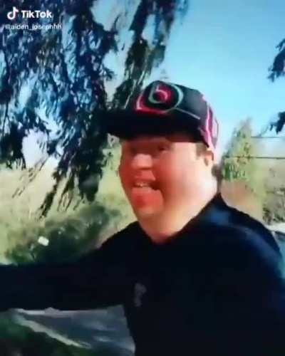 Los que ponen zzz en el chat de rod