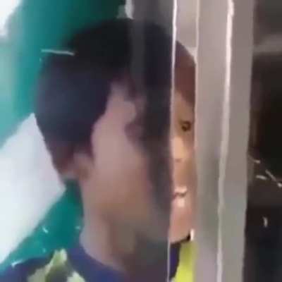 :v