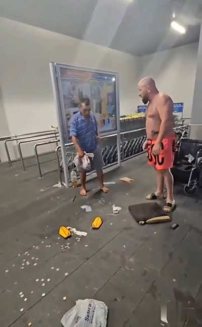 Fake disabled beggar exposed