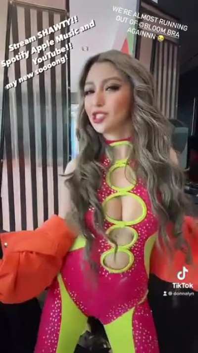 Donnalyn Bartolome