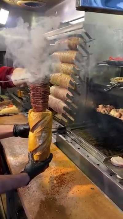 Here&rsquo;s your 3lb smoked meat worm