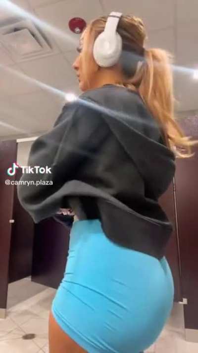 @CamrynPlaza