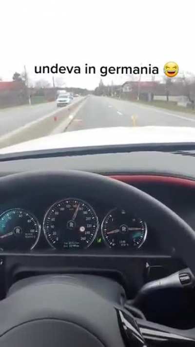 Se vede că e făcută de BMW