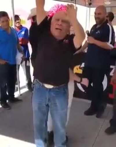 Porque est&aacute; colgado