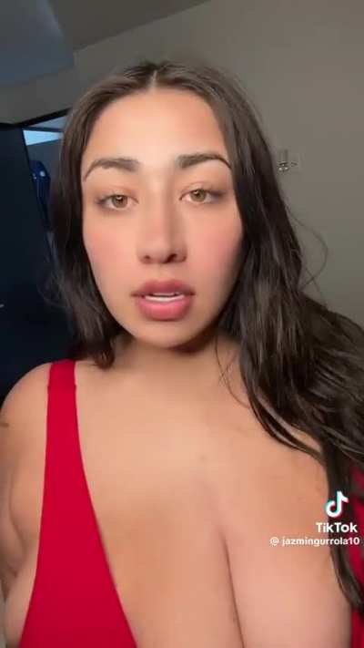 Jazm&iacute;n Gurrola