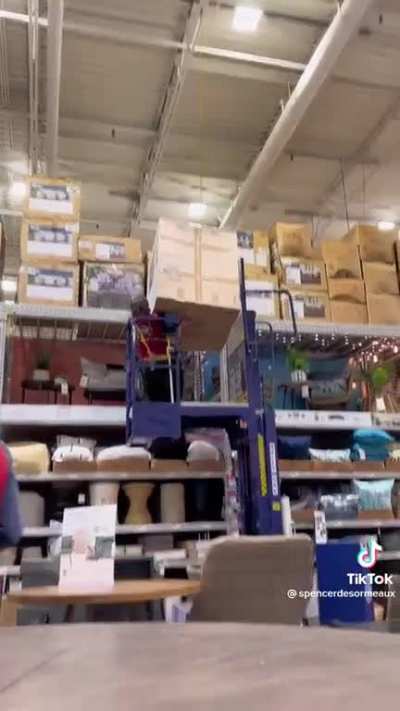 Just another day at Lowe&rsquo;s&hellip; smh should&rsquo;ve used an OP for something that big