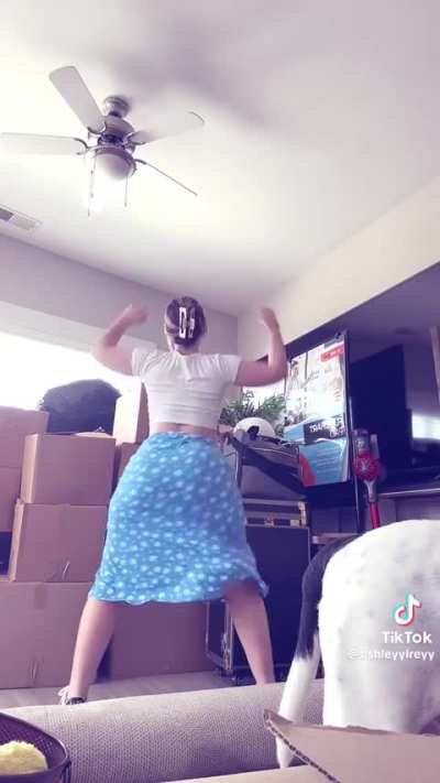 Ashley Rey tele hmu