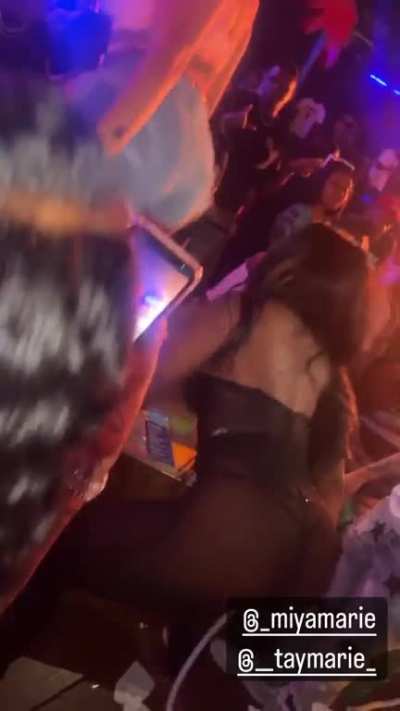 💓🍑🖤