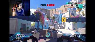 Playing Overwatch is such an experience