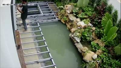 Man Falls Into Pool With Electric Wire