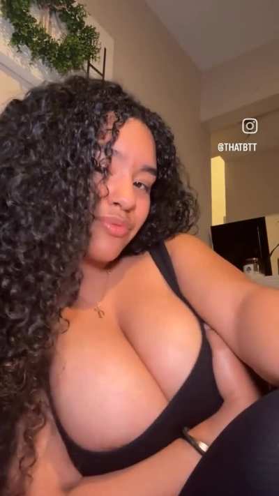 Jiggles
