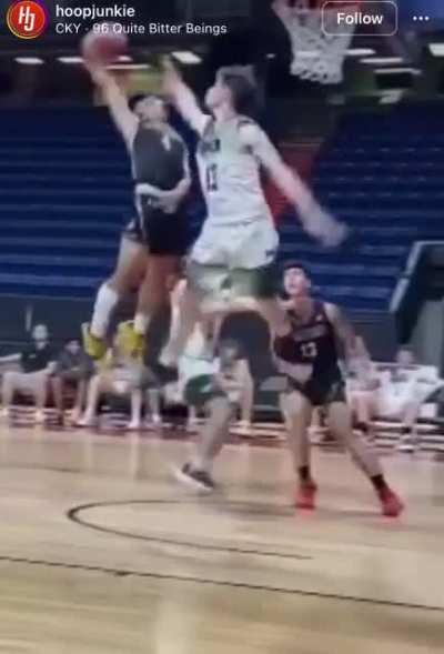 🇵🇭 5&rsquo;8 Filipino with a poster dunk! I want to get like him one day!