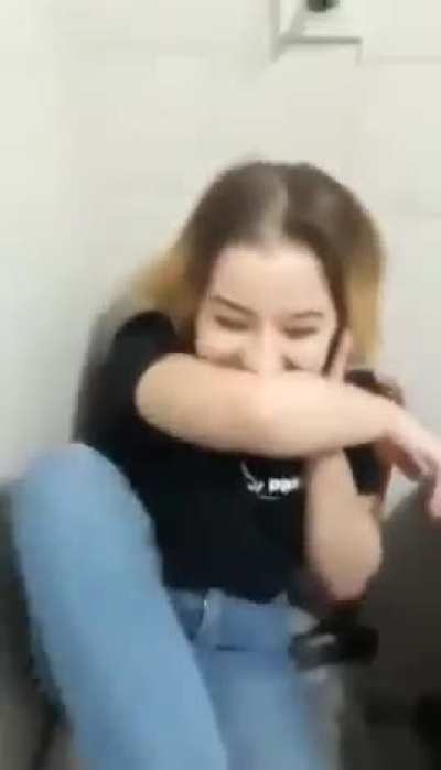 Whore Giving Head While Talking to Bf on the Phone