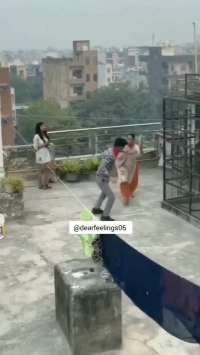 Lga gaye