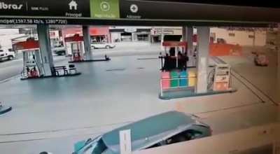 Fusca se assusta com pre&ccedil;o da gasolina
