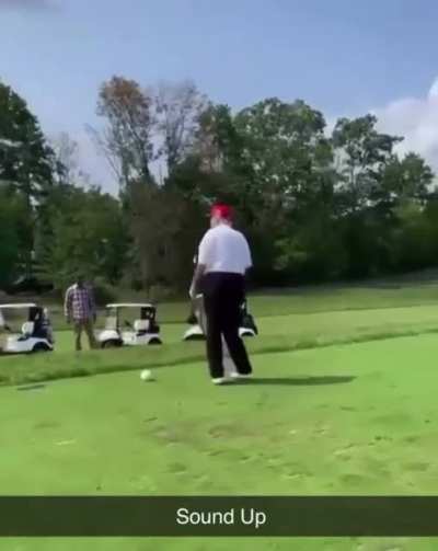 &ldquo;Ya think Biden could hit a ball like that? He couldn't get it past the first tee&rdquo; - GEOTUS!