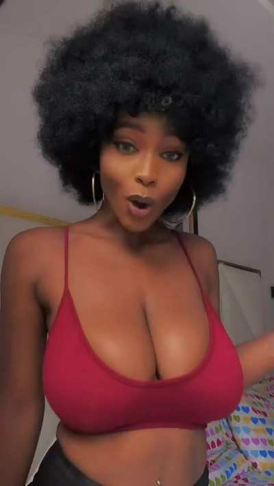 Pretty w/ them titties