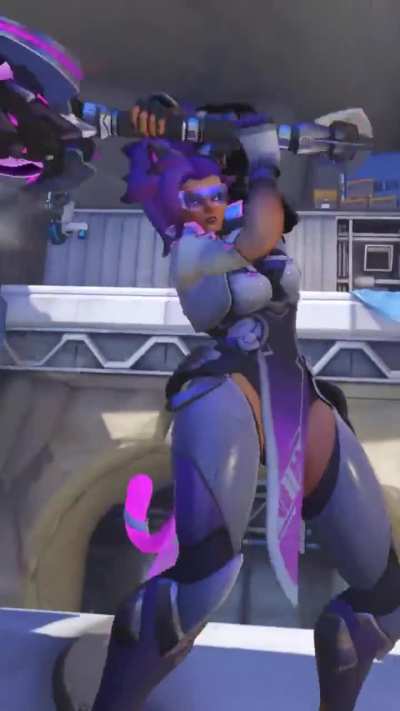 Get ready for the new Ashe skin.
P.S. Finally!