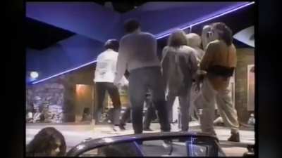 Tarantino dancing along during the filming of Pulp Fiction’s dance scene