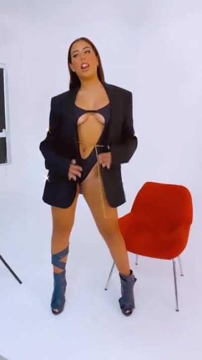 Cinthia Cruz