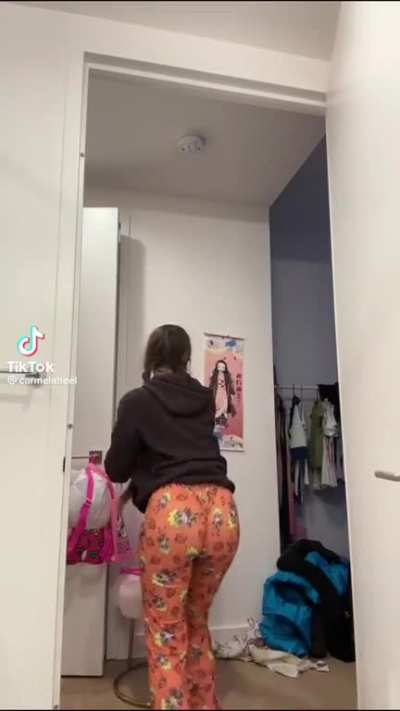 Jiggle