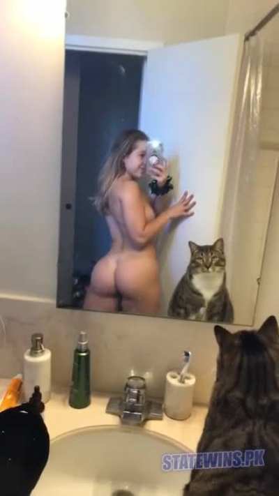 Her Vids (Nude)