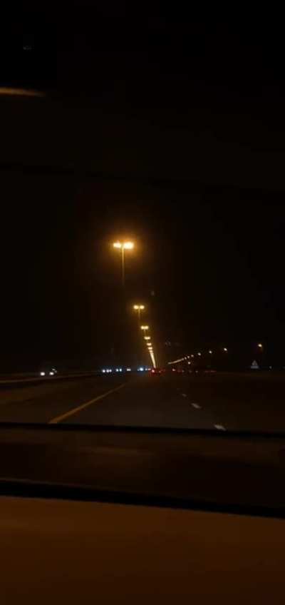 A little vid I made of some night drive in Dubai