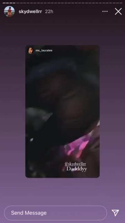 👀