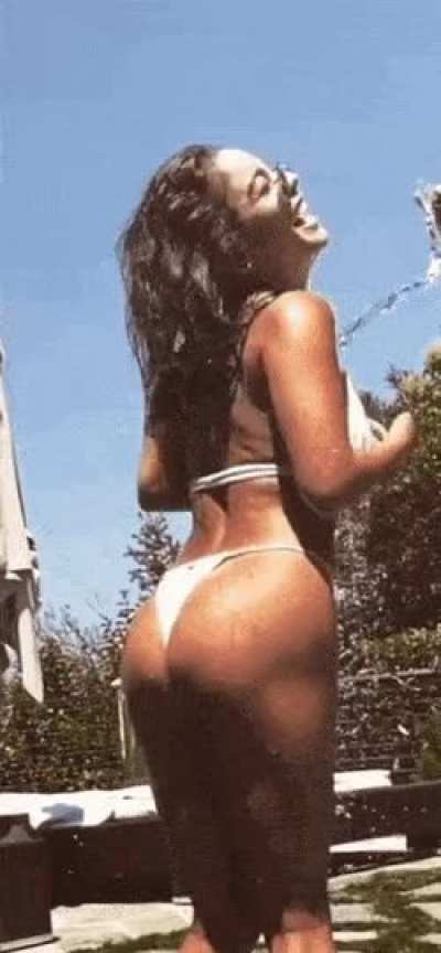 Sexy birthday girl Vanessa Hudgens