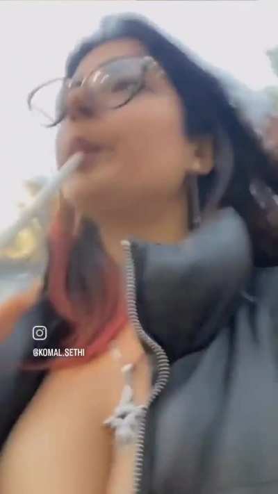 Komal nip slip 