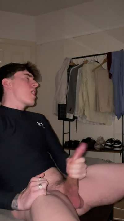 Shake a magic eight ball and it&rsquo;ll tell you you&rsquo;re not getting the dick you deserve &amp;gt;
