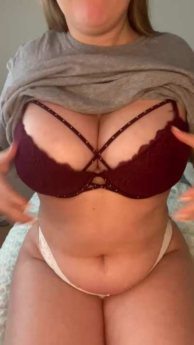 Still kinda insecure about my chubby tummy… would you still fuck me?