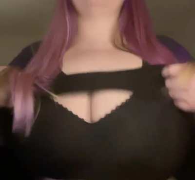 You can serve tits on your cake day right?