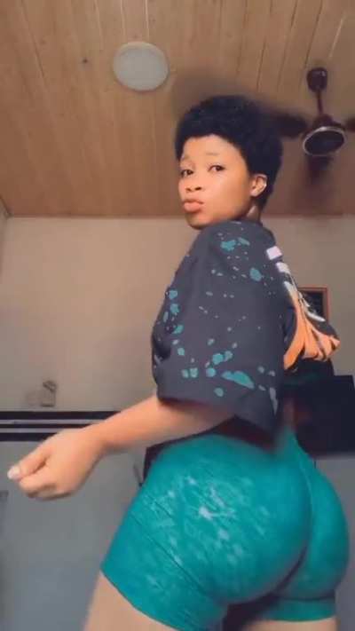 fluffy booty