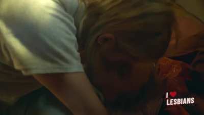 Ulrikke Falch & Maia Hansson Bergqvist (Ligga - s01e07 - Scene #2)