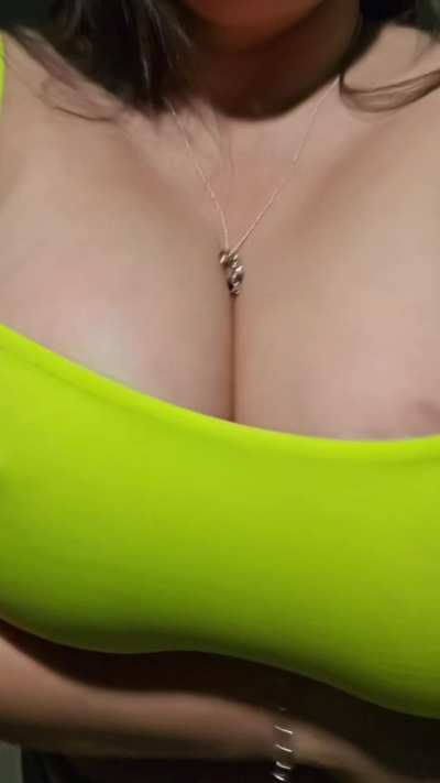 Watch them jiggle, it&rsquo;s hypnotizing