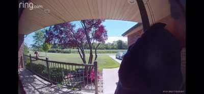 Trespassing ex boyfriend gets shot by girl’s father