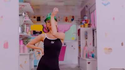 She&rsquo;s so perfect in this video