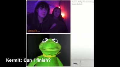 Kermit looking for baddies