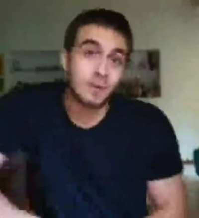 Nessuno: io che spiego a mia madre perch&eacute; dovrebbe ridarmi il gioco: