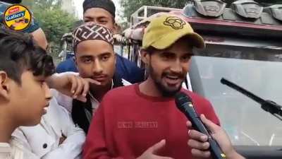 This goon is a MusIim boy named Ayyan Qureshi of Ghaziabad. See how he is saying it openly, without any fear in front of Hindus.

Says "The day our government will come to power, we will Finish Hindus", calling Hindus insects