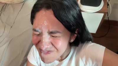 [ArtemisCarmona] Even cumsluts can sometimes be cum haters when it shoots this hard into&nbsp;my&nbsp;eyes&nbsp;JAJA